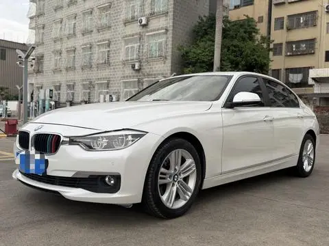 BMW 3 Series 2017 — фото 1