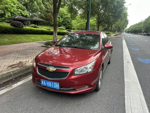 Chevrolet 科鲁兹 2015 — фото 1