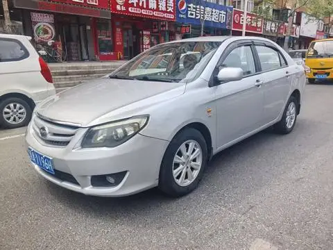 BYD L3 2013