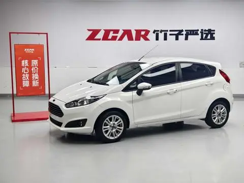 Ford 嘉年华 2013