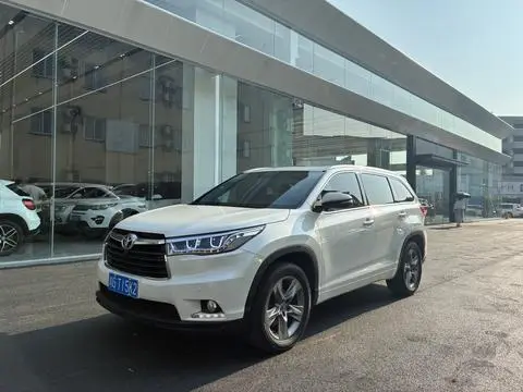 Toyota Highlander 2015