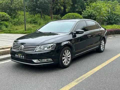 Volkswagen Magotan 2013