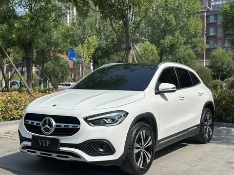 Mercedes-Benz GLA 2020