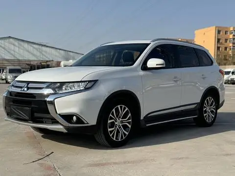 Mitsubishi 欧蓝德 2018