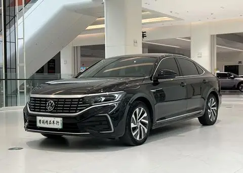Volkswagen PassatPHEV 2022