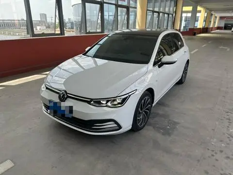 Volkswagen Golf 2023