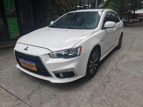 Mitsubishi 翼神 2015