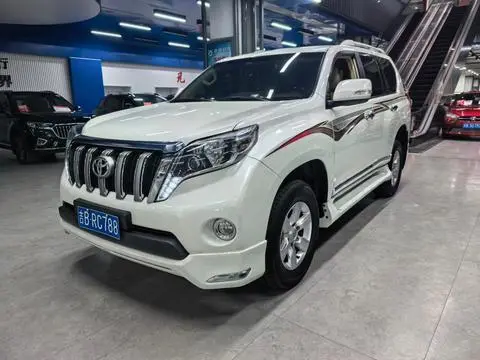 Toyota Prado 2016 — фото 1