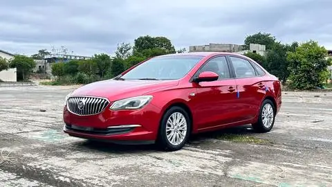 Buick Excelle GT 2017 — фото 1