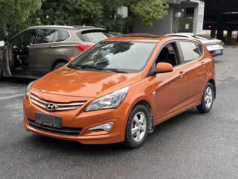 Hyundai Reina 2014