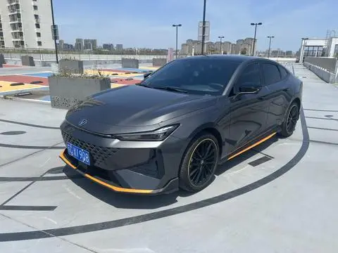 Changan UNI-V 2024