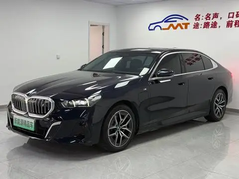 BMW i5 2024