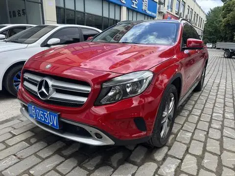 Mercedes-Benz GLA 2016