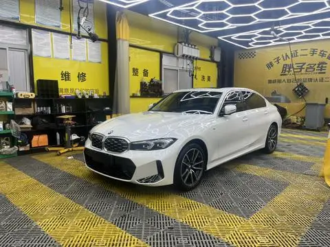 BMW 3 Series 2025