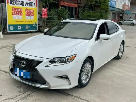 Lexus ES 2015