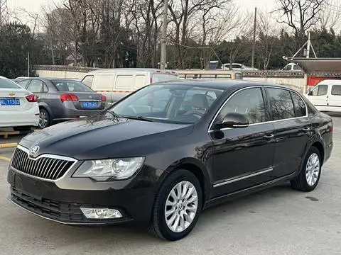 Skoda Superb 2013