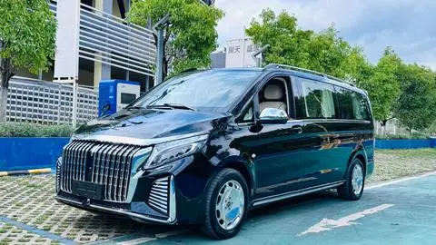 Mercedes-Benz 威霆 2021