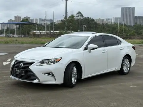 Lexus ES 2015