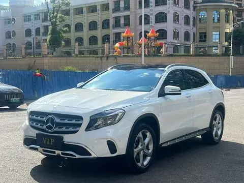 Mercedes-Benz GLA 2017