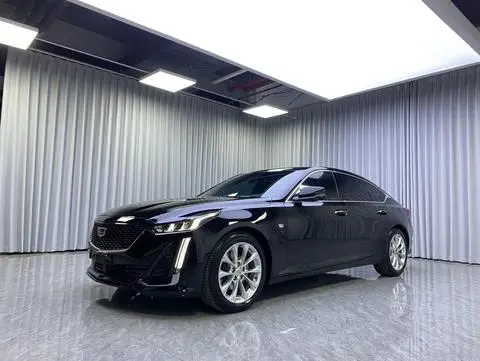 Cadillac CT5 2022 — фото 1