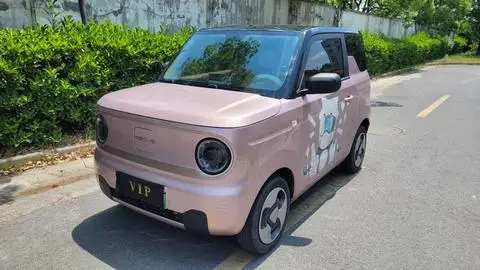 Geely 熊猫 2023