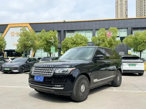 Land Rover 揽胜 2015 — фото 1