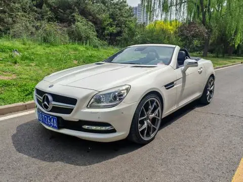 Mercedes-Benz SLK-Class 2011