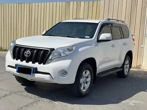 Toyota Prado 2014 — фото 1