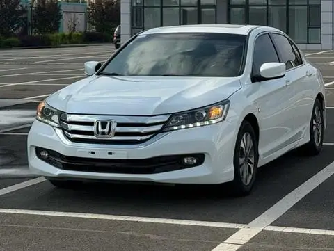 Honda Accord 2015 — фото 1
