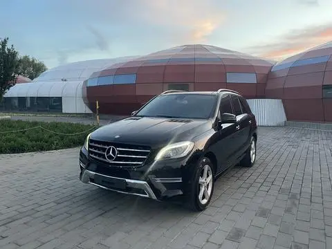 Mercedes-Benz M-Class 2015