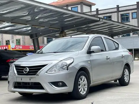 Nissan 阳光 2015