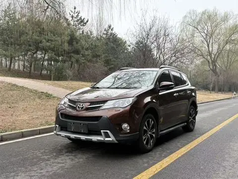 Toyota RAV4 2015