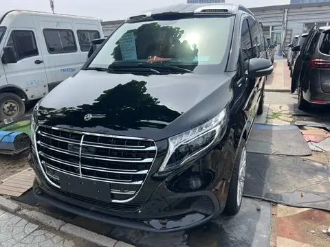 Mercedes-Benz 威霆 2021