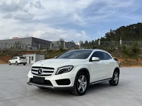 Mercedes-Benz GLA 2015 — фото 1