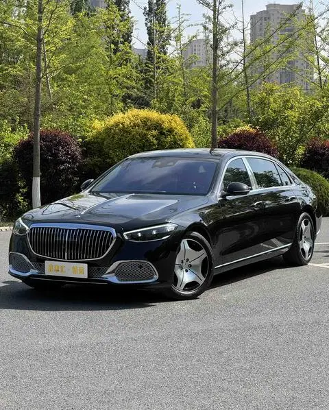 Mercedes-Benz 迈巴赫S-Class 2022 — фото 1