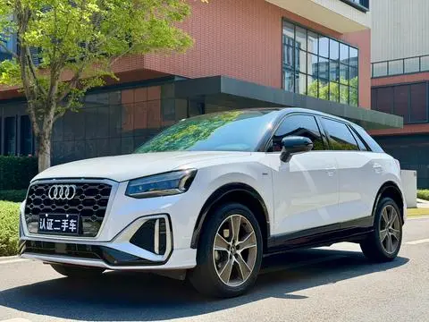 Audi Q2L 2022
