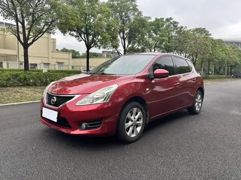 Nissan 骐达TIIDA 2011