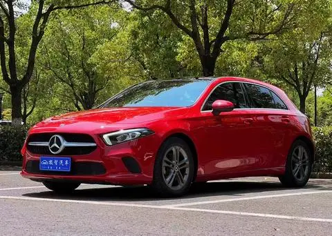 Mercedes-Benz A-Class 2019 — фото 1