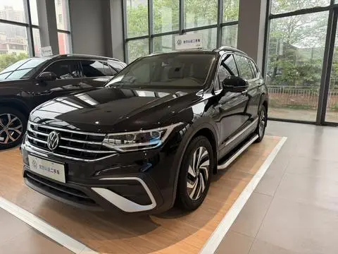 Volkswagen Tiguan L 2023