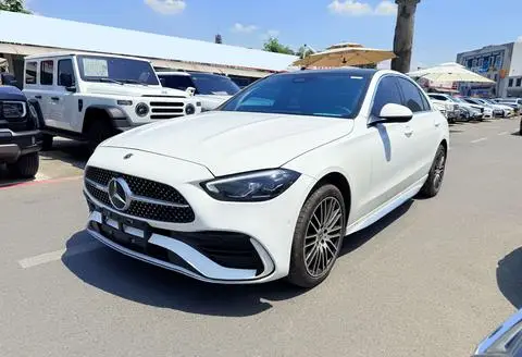 Mercedes-Benz C-Class 2024