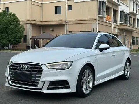 Audi A3 2020 — фото 1