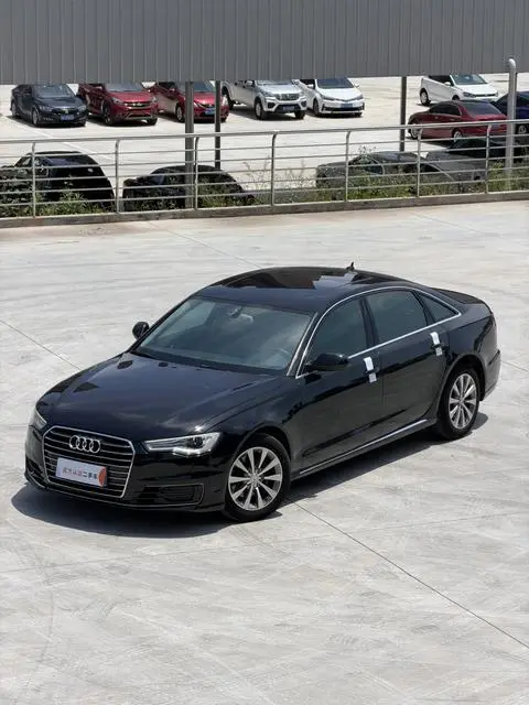 Audi A6L 2017 — фото 1