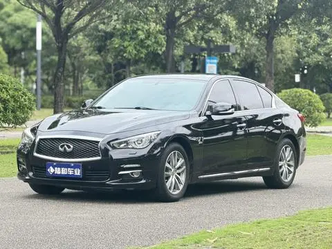 Infiniti Q50L 2015
