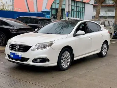 Renault 纬度 2013