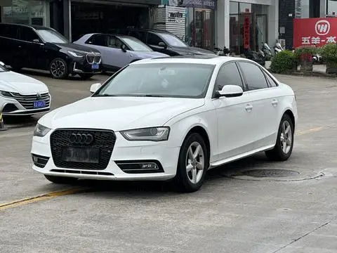 Audi A4L 2013 — фото 1