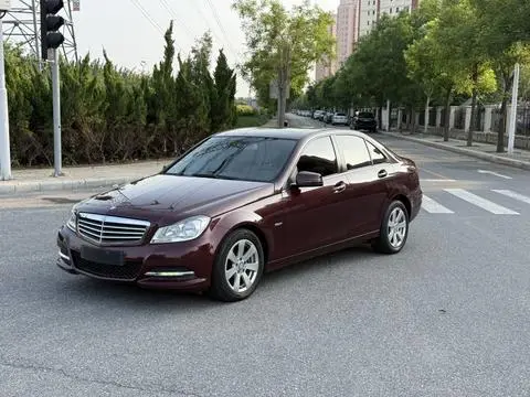 Mercedes-Benz C-Class 2011