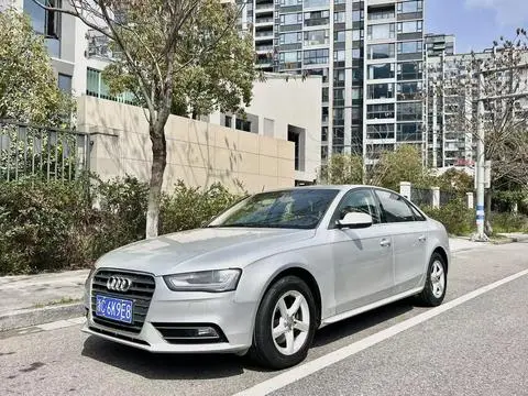 Audi A4L 2013