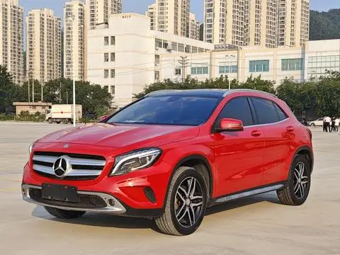 Mercedes-Benz GLA 2015