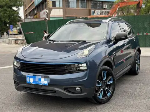 Lynk & Co 01 2017