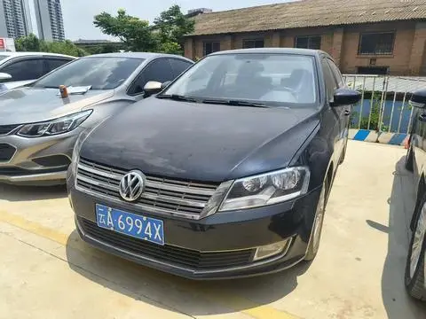 Volkswagen Lavida 2013